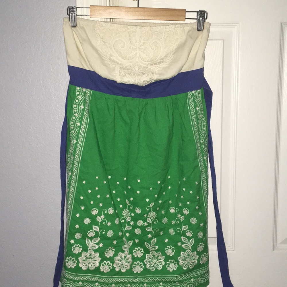 Short Strapless Dress